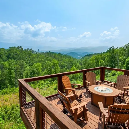 Above It All -Mtn View, Hot Tub, Game-Theater Room